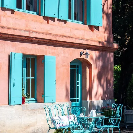 Couette-café Chateau Pont Saint-martin 4*