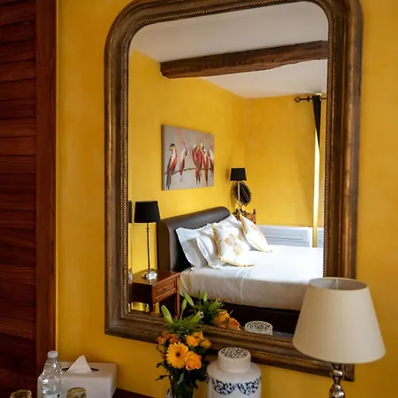 Chateau Pont Saint-martin Couette-café Léognan
