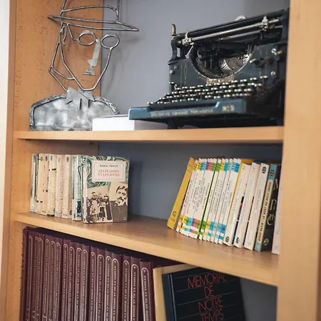 Chateau Pont Saint-martin