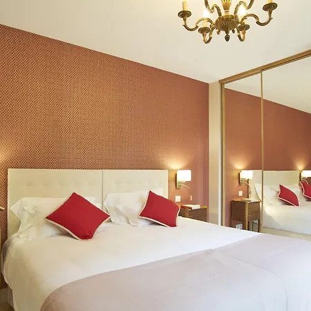 Chateau Pont Saint-martin Couette-café 4*