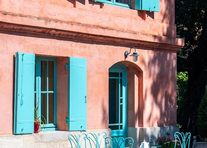 Bed & Breakfast Chateau Pont Saint-martin 4*