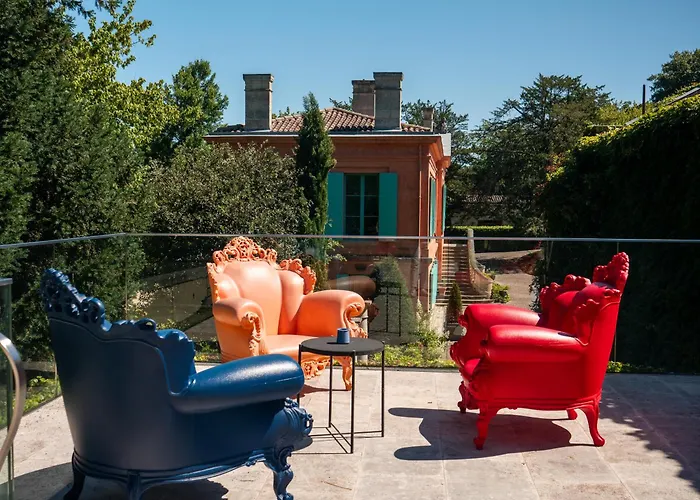 Bed & Breakfast Chateau Pont Saint-martin 4*