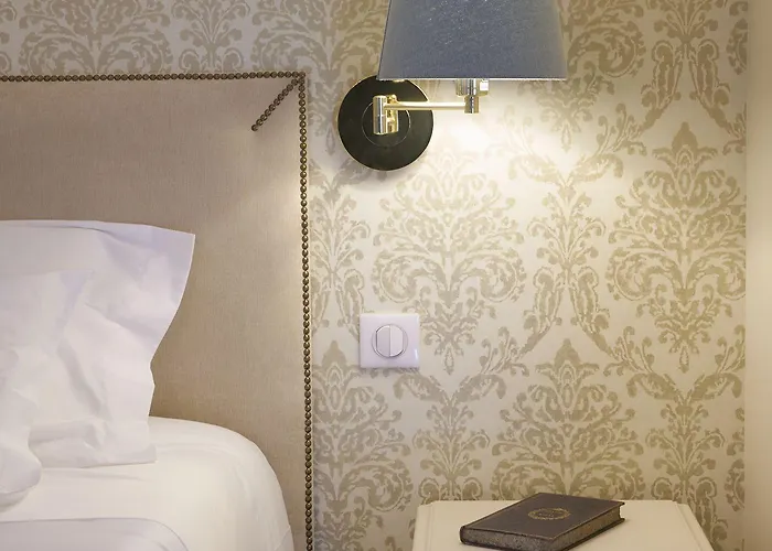 Chateau Pont Saint-martin