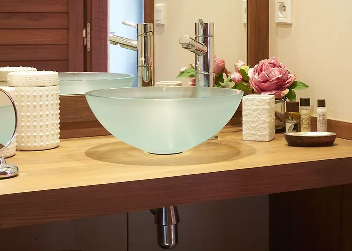 Bed & Breakfast Chateau Pont Saint-martin 4*